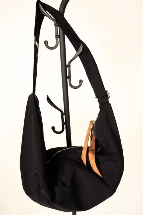 Be Clever Around The World Large Black Chest Bag